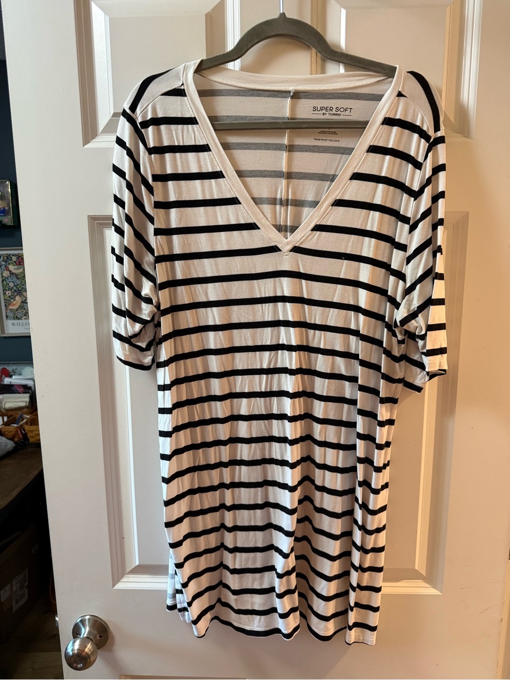 torrid Black & White Striped V-Neck Tunic
